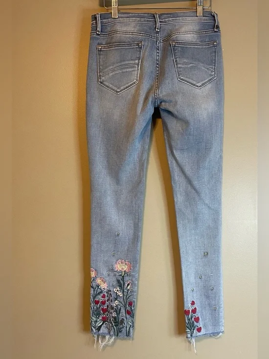 Driftwood Jackie Bloom Embroidered Jeans - Picture 10 of 14